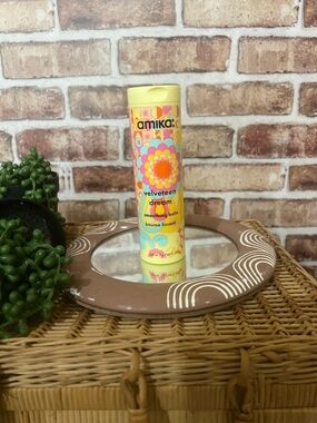 amika Velveteen Dream Smoothing Balm - Yellow Floral Tube